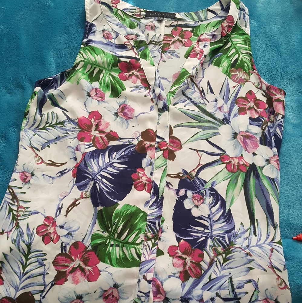 Blouse, cool, light weight. New